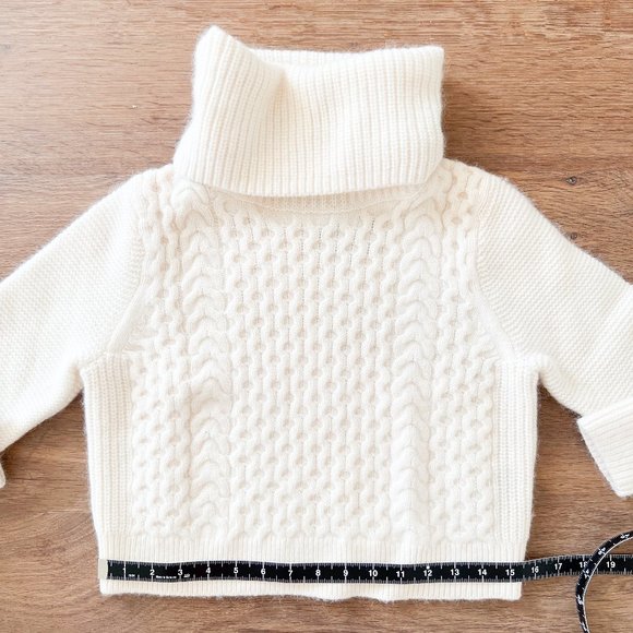 ✨ NWT ✨ Cream - Club Monaco - Leala Cropped Sweater - Picture 9 of 12